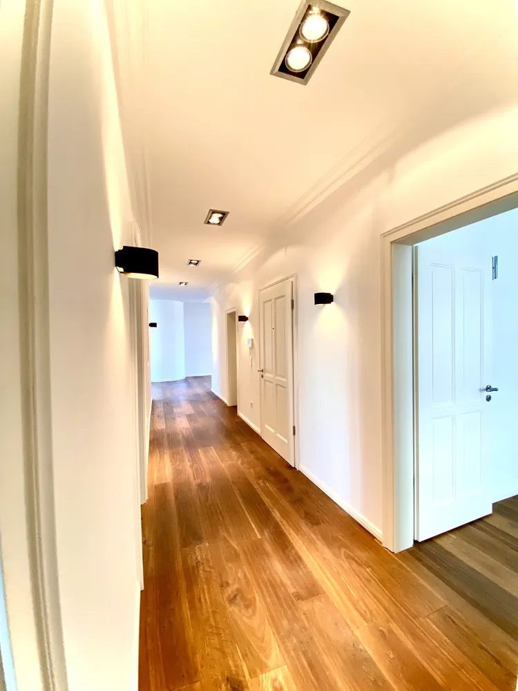 5 Zimmer Wohnung mit 165 m² in Frankfurt am Main – Bild 2