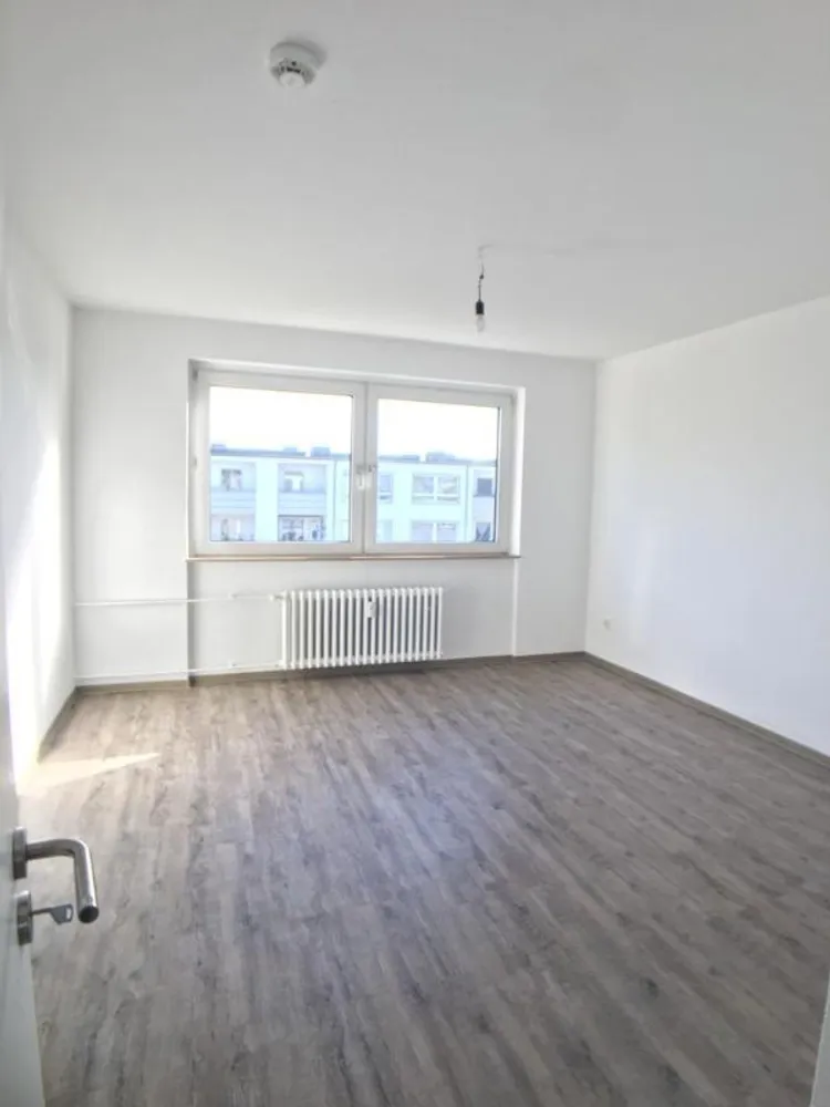 3 Zimmer Wohnung mit 70 m² in Duisburg – Bild 2