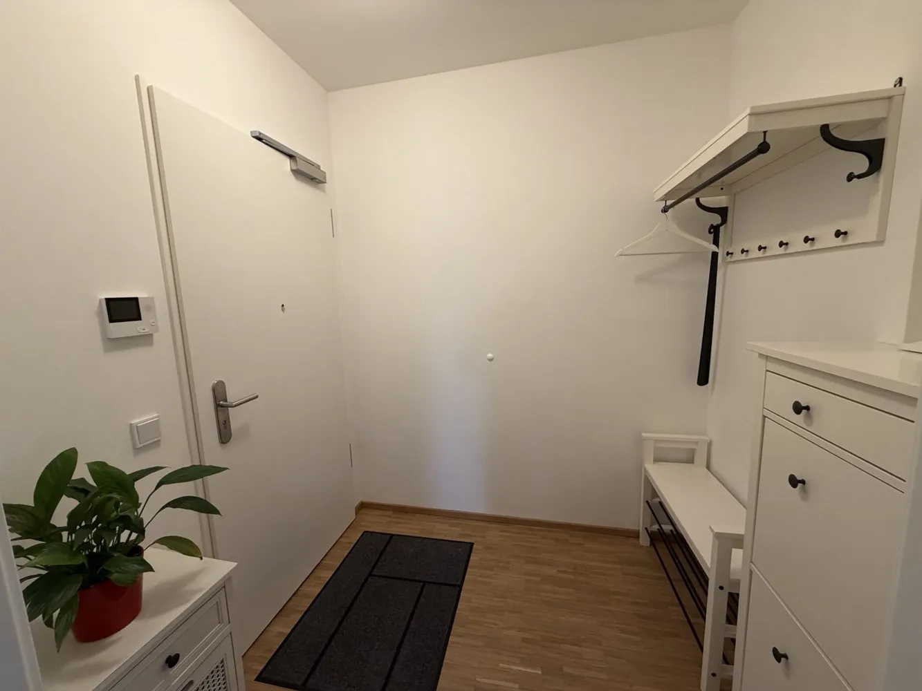 4 room apartment with 110 m² in Frankfurt am Main – Photo 3