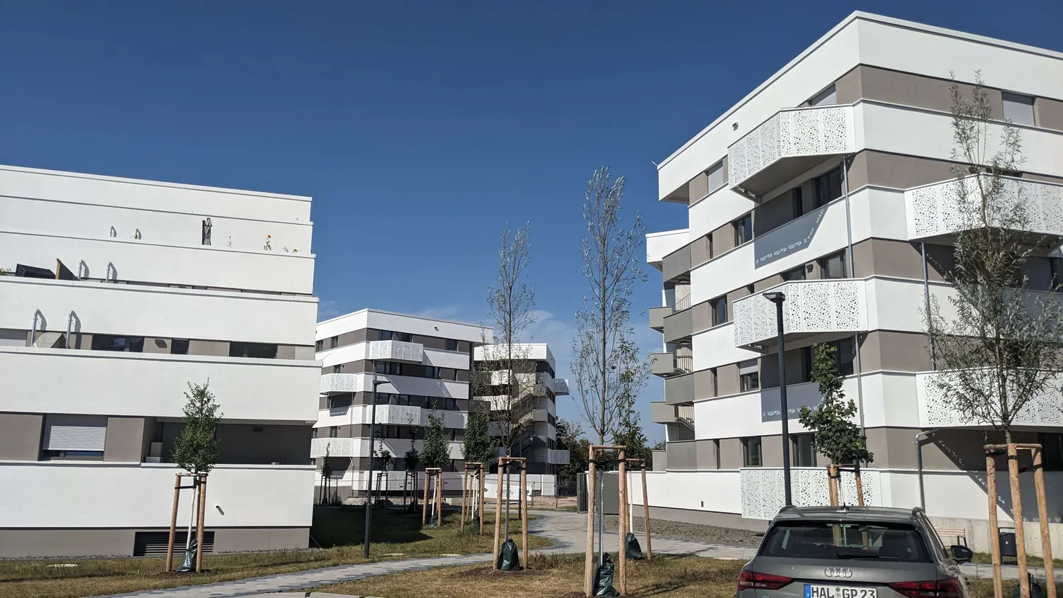 4 Zimmer Wohnung mit 108 m² in Halle (Saale) – Bild 2