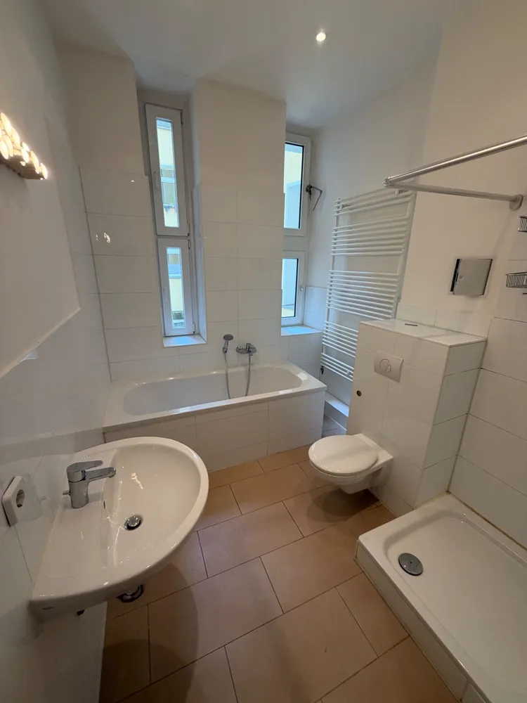 3 Zimmer Wohnung mit 108 m² in Berlin – Bild 8