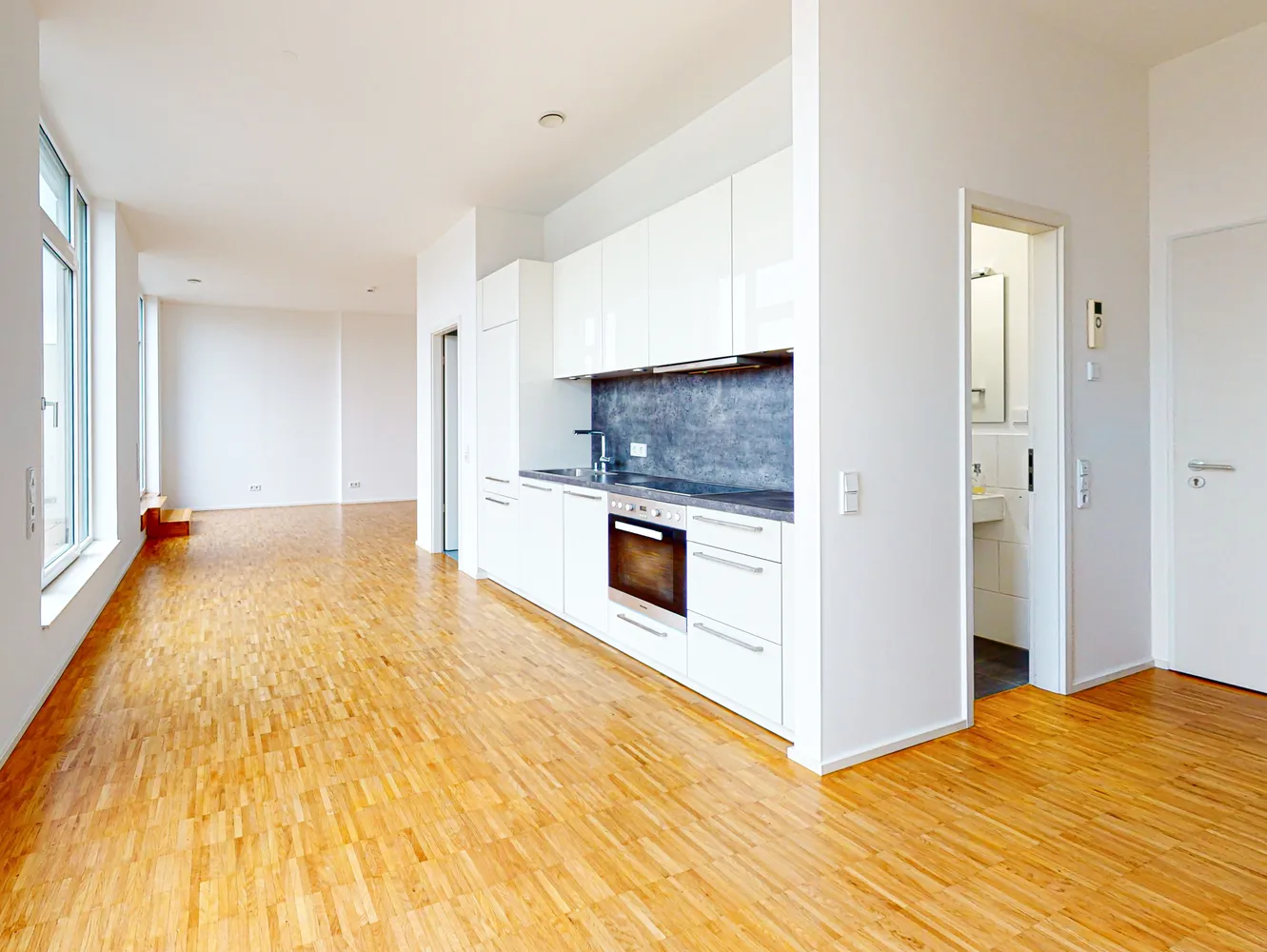 3 room apartment with 105 m² in Frankfurt am Main – Photo 1