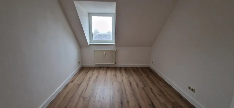 5 Zimmer Wohnung mit 98 m² in Limbach-Oberfrohna – Bild 7