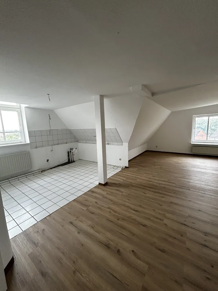 2 Zimmer Wohnung mit 55 m² in Heide – Bild 2