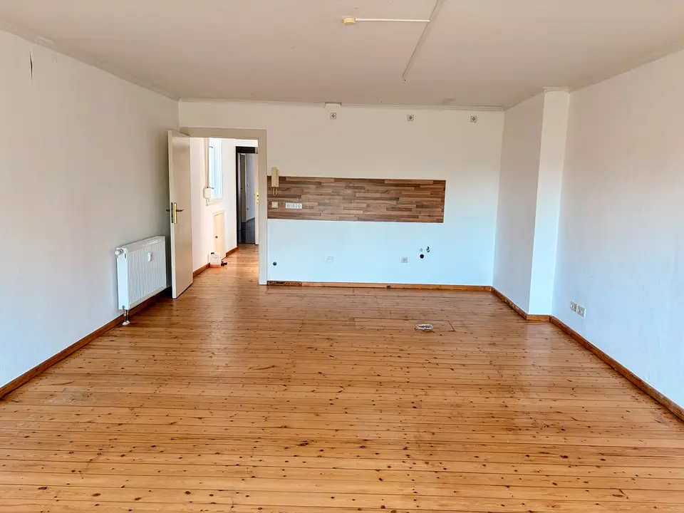 3 Zimmer Wohnung mit 102 m² in Luckenwalde – Bild 2