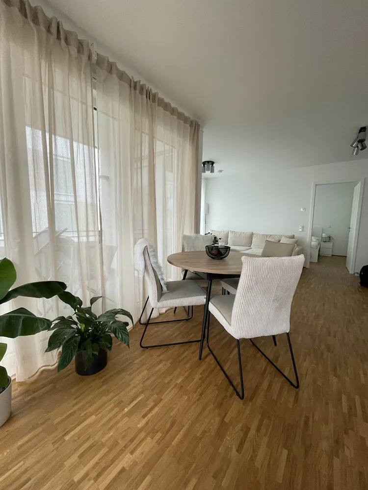 2 room apartment with 57 m² in Saarbrücken – Photo 1