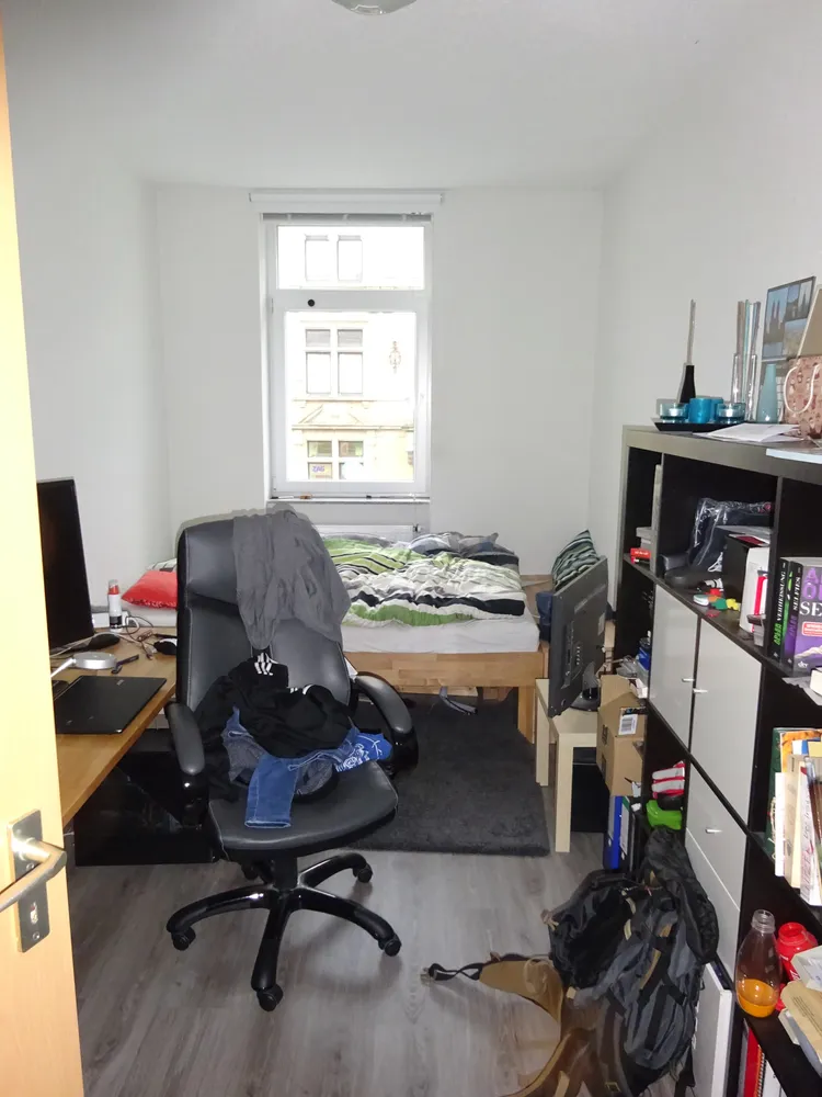 4 Zimmer Wohnung mit 100 m² in Karlsruhe – Bild 3