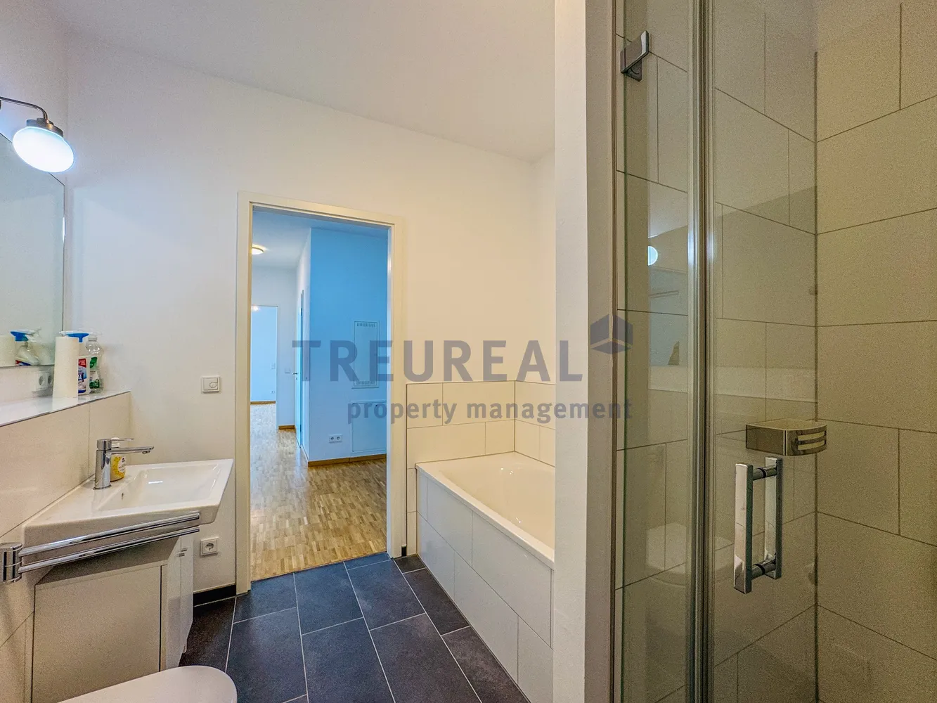 3 room apartment with 117 m² in Berlin – Photo 8