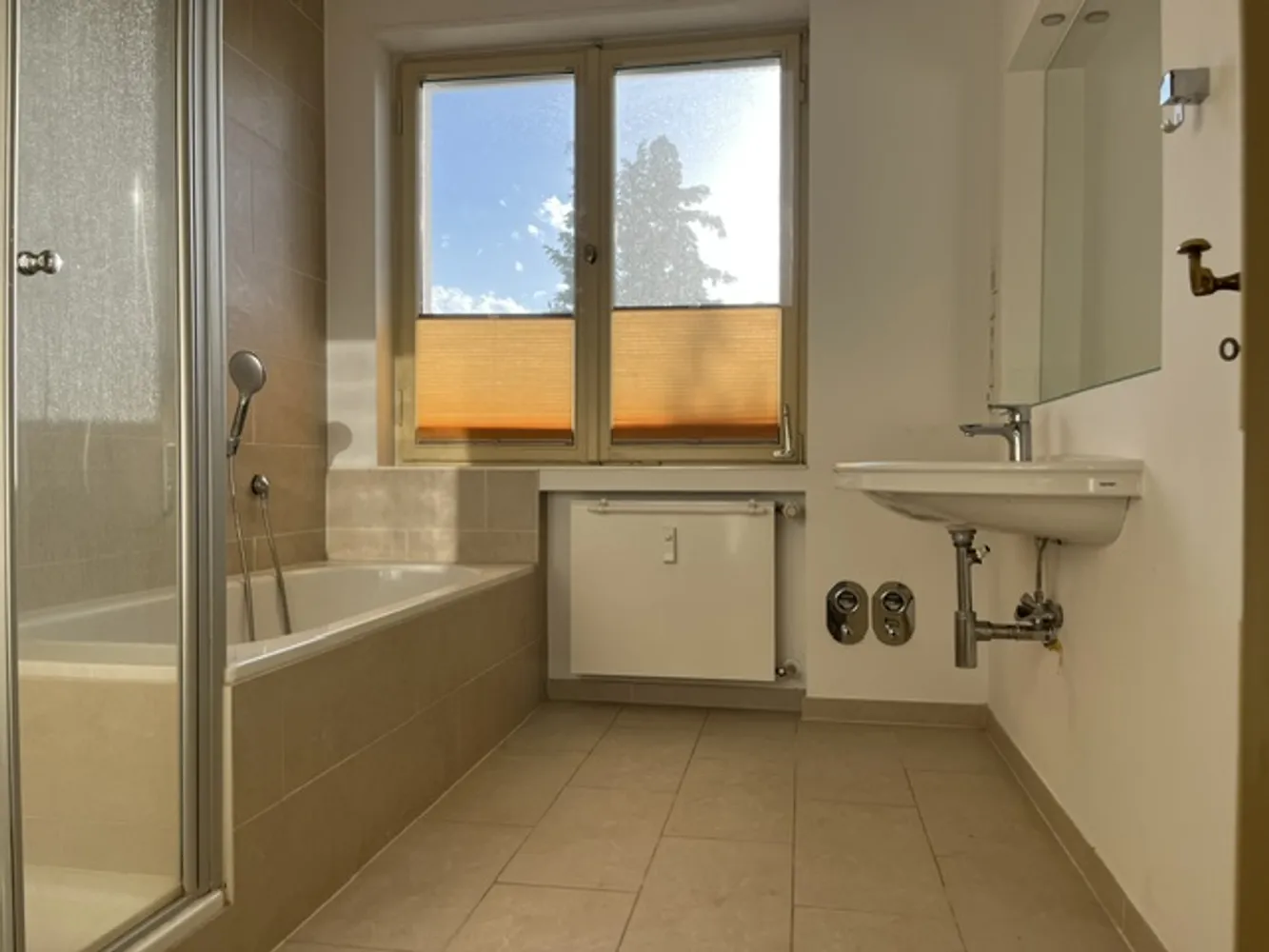 2 Zimmer Wohnung mit 62 m² in Frankfurt am Main – Bild 4