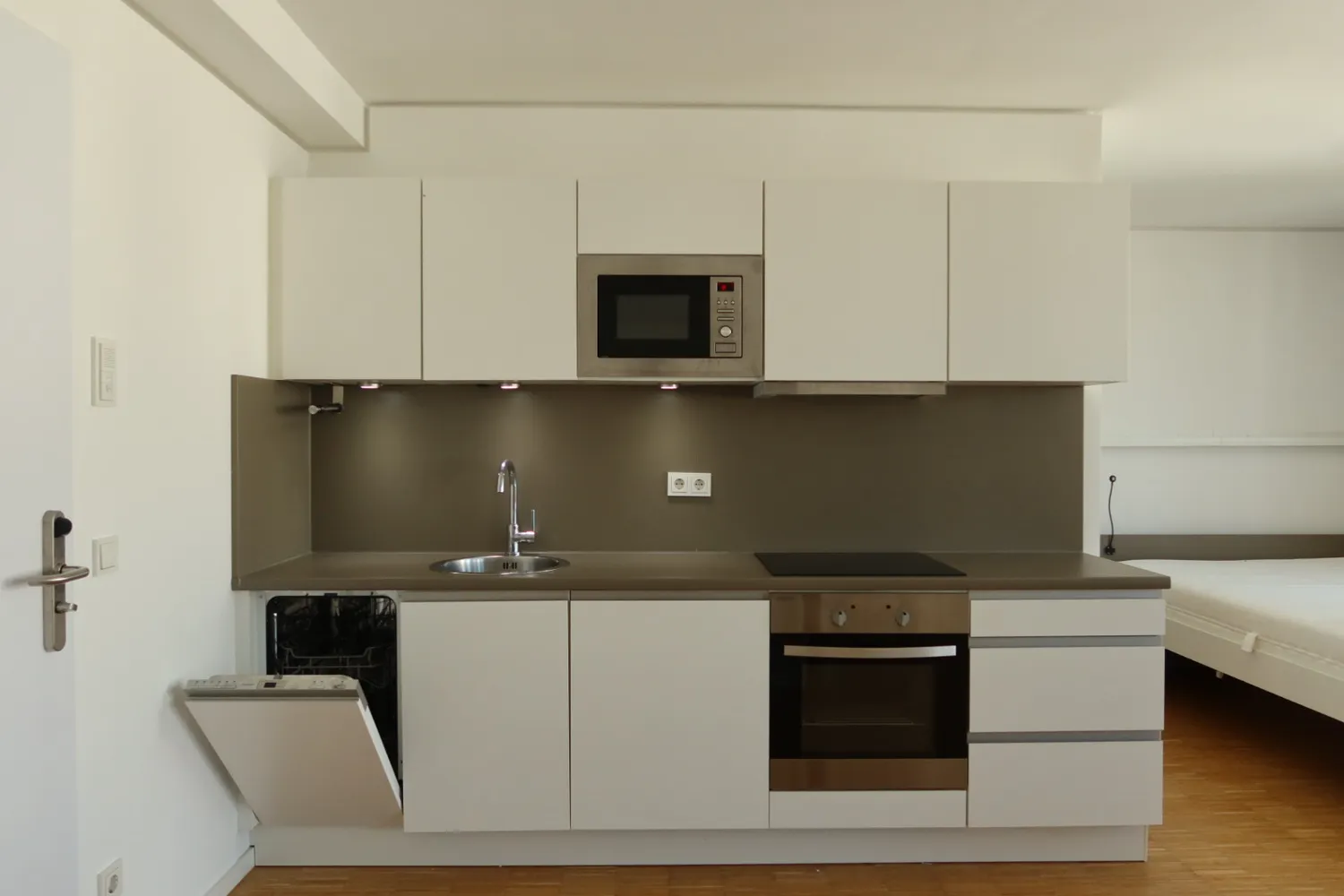 1 Zimmer Wohnung mit 50 m² in Frankfurt am Main – Bild 7
