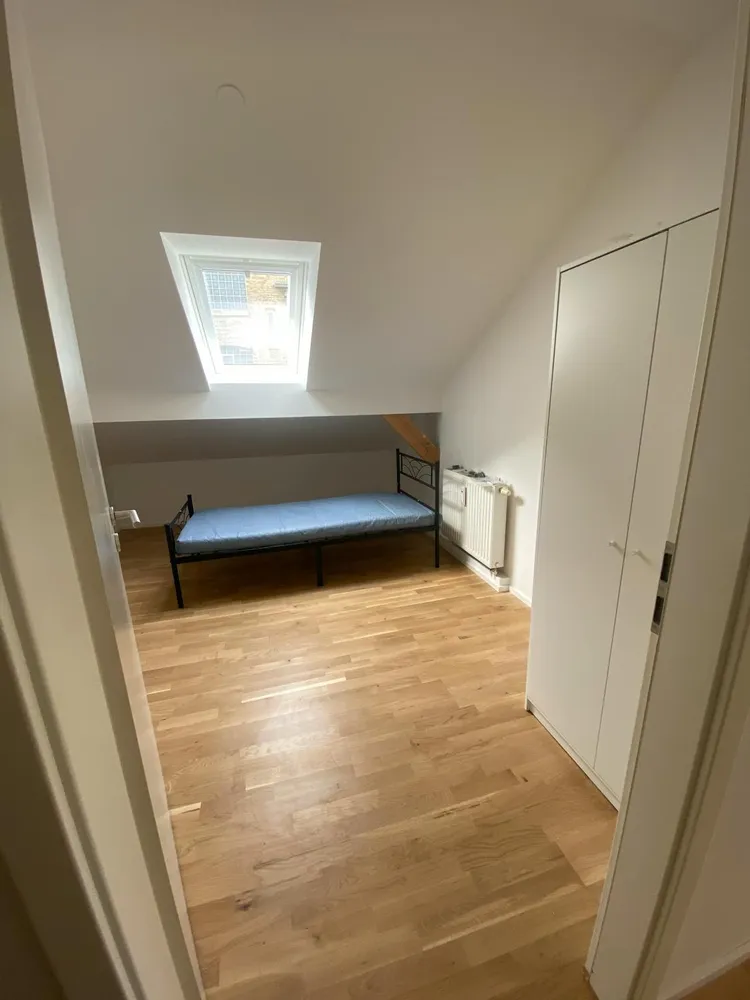 WG-Zimmer mit 12 m² in Stuttgart – Bild 2