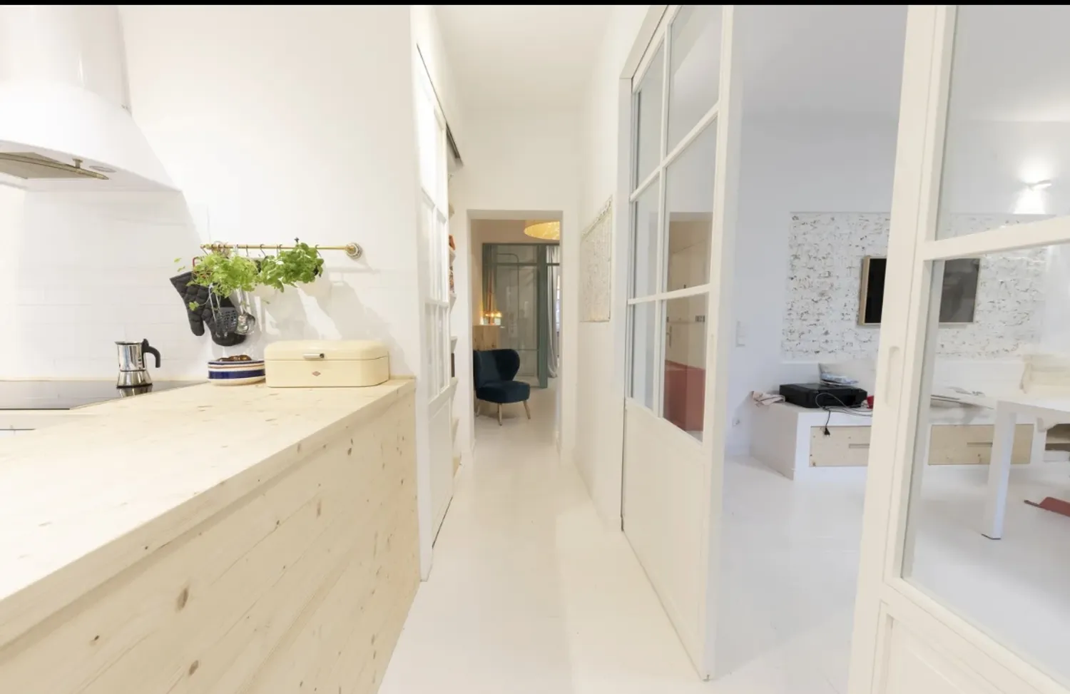 4 room apartment with 100 m² in Düsseldorf – Photo 4