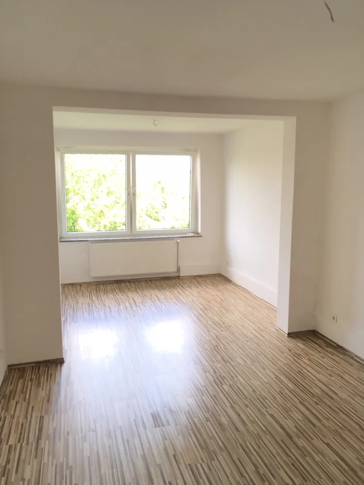 2 Zimmer Wohnung mit 67 m² in Düsseldorf – Bild 4