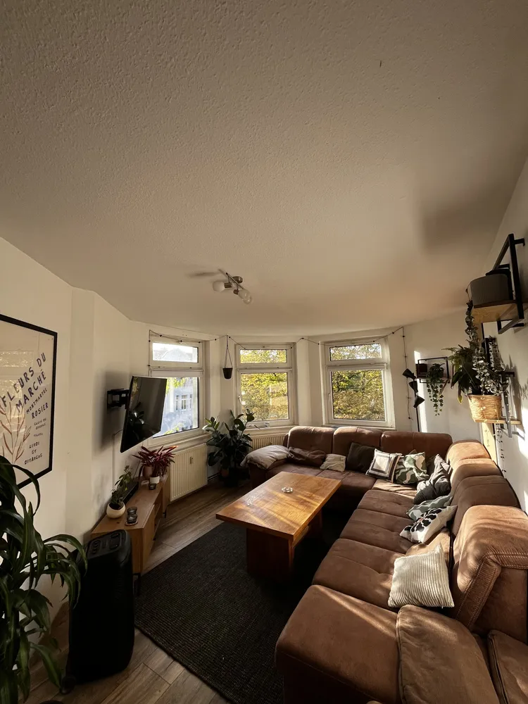 3 Zimmer Wohnung mit 69 m² in Halle (Saale) – Bild 1