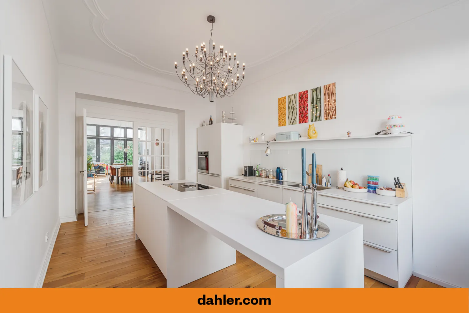 9 Zimmer Haus mit 313 m² in Düsseldorf – Bild 2