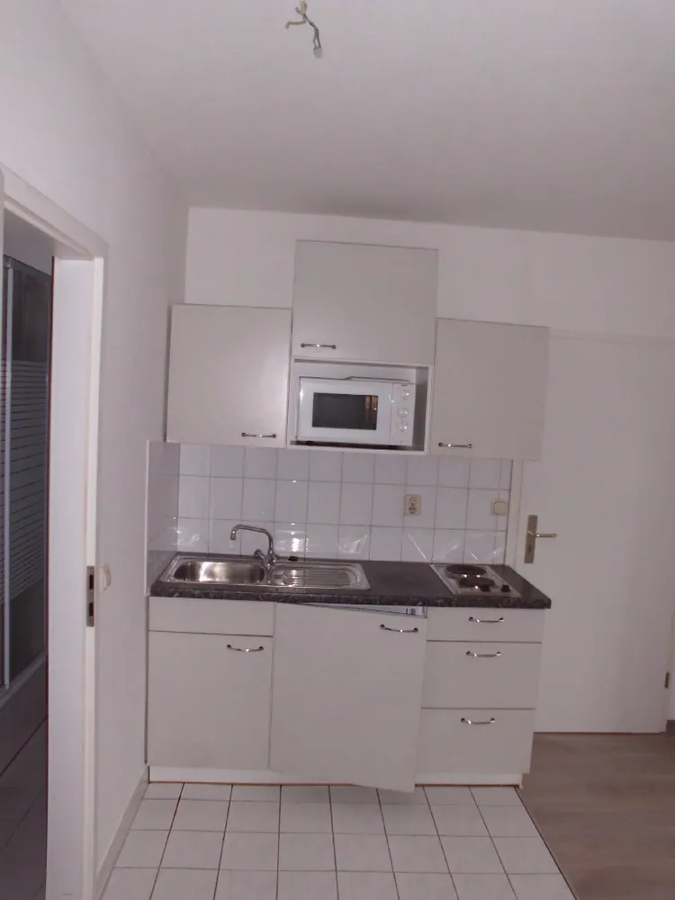 1 Zimmer Wohnung mit 42 m² in Schwerin – Bild 2