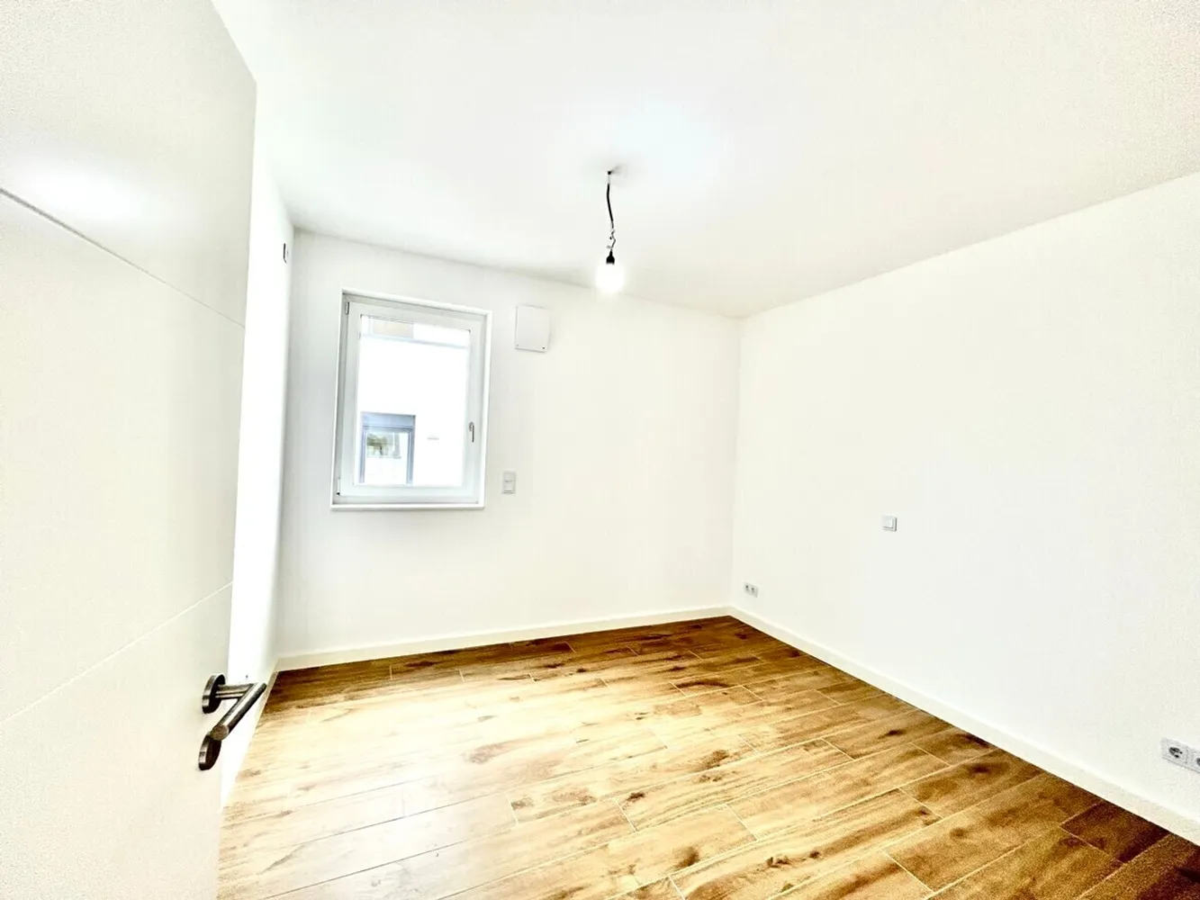 5 Zimmer Wohnung mit 120 m² in Wiesbaden – Bild 11