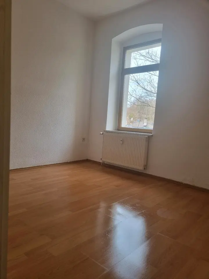2 Zimmer Wohnung mit 41 m² in Werdau – Bild 1
