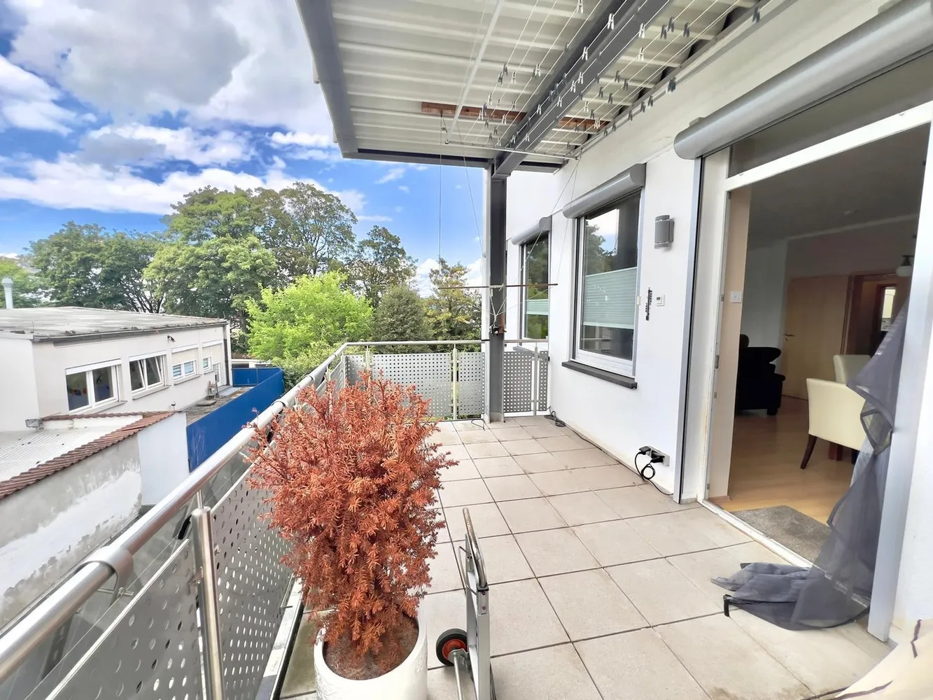 4 Zimmer Wohnung mit 120 m² in Kassel – Bild 1