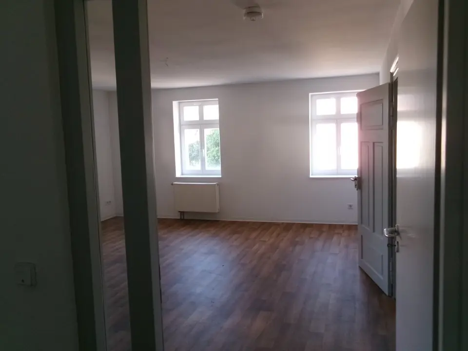 5 Zimmer Wohnung mit 118 m² in Grimma – Bild 2