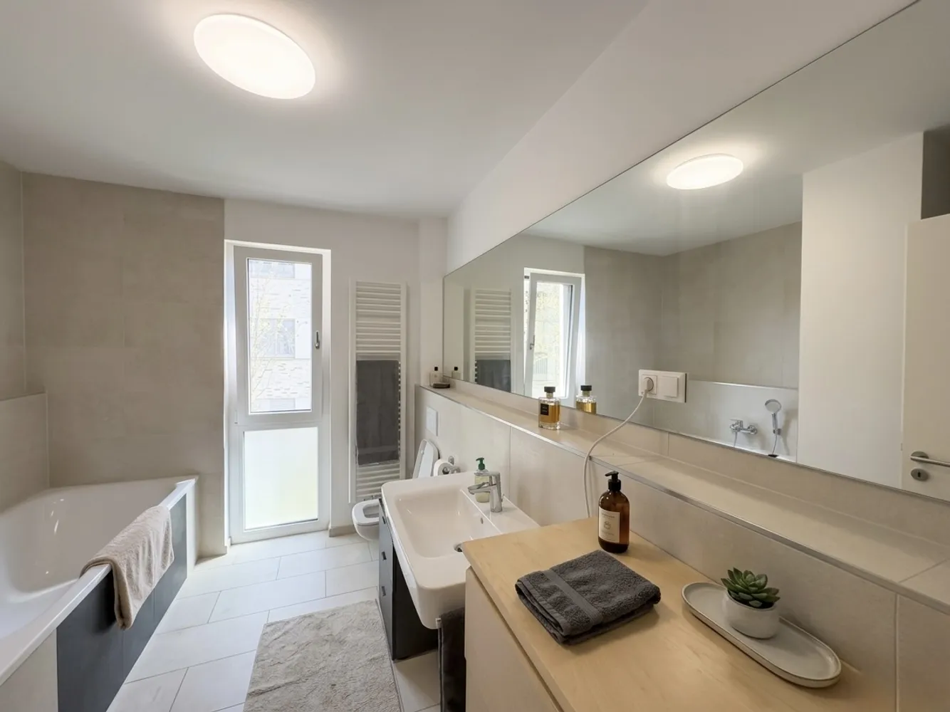 3 Zimmer Wohnung mit 101 m² in Wiesbaden – Bild 9