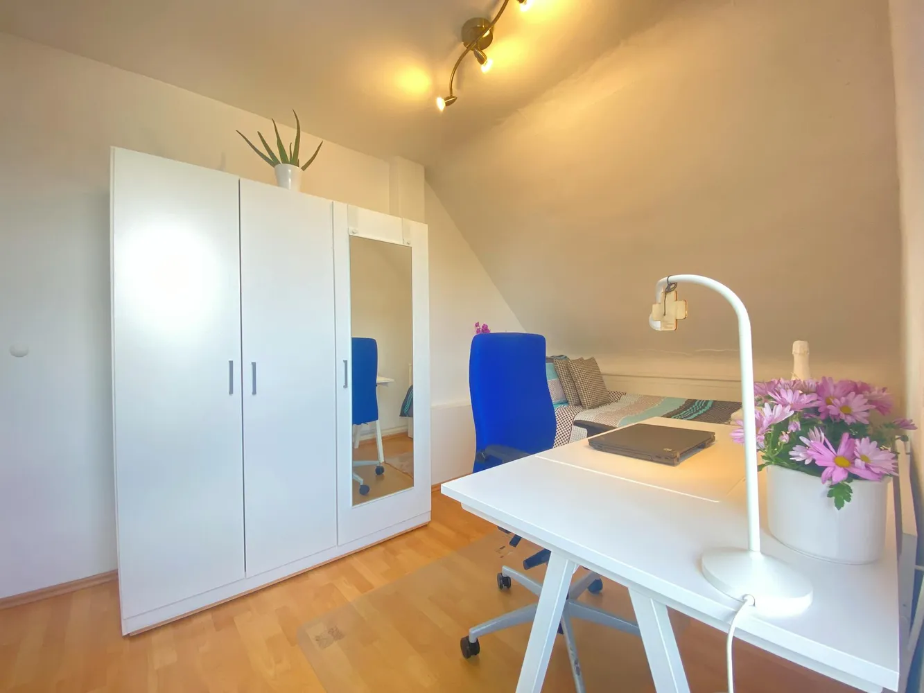WG-Zimmer in Hürth – Bild 1