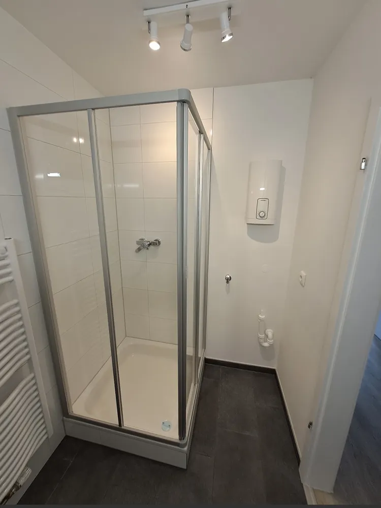 1 Zimmer Wohnung mit 32 m² in Köln – Bild 2