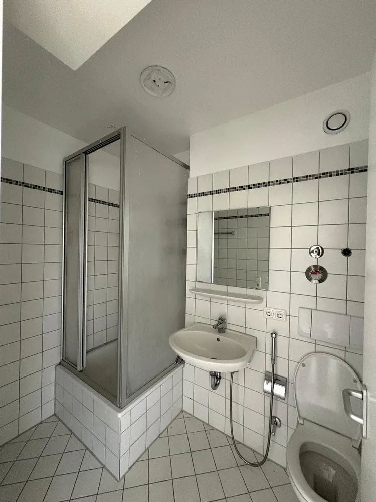 5 Zimmer Wohnung mit 102 m² in Regensburg – Bild 8