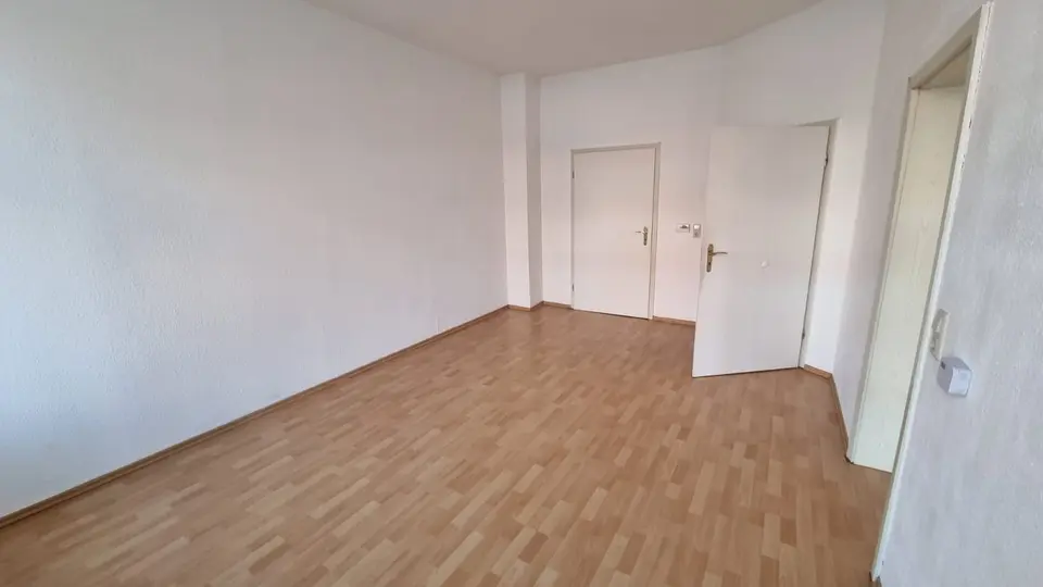 3 Zimmer Wohnung mit 77 m² in Halle (Saale) – Bild 3