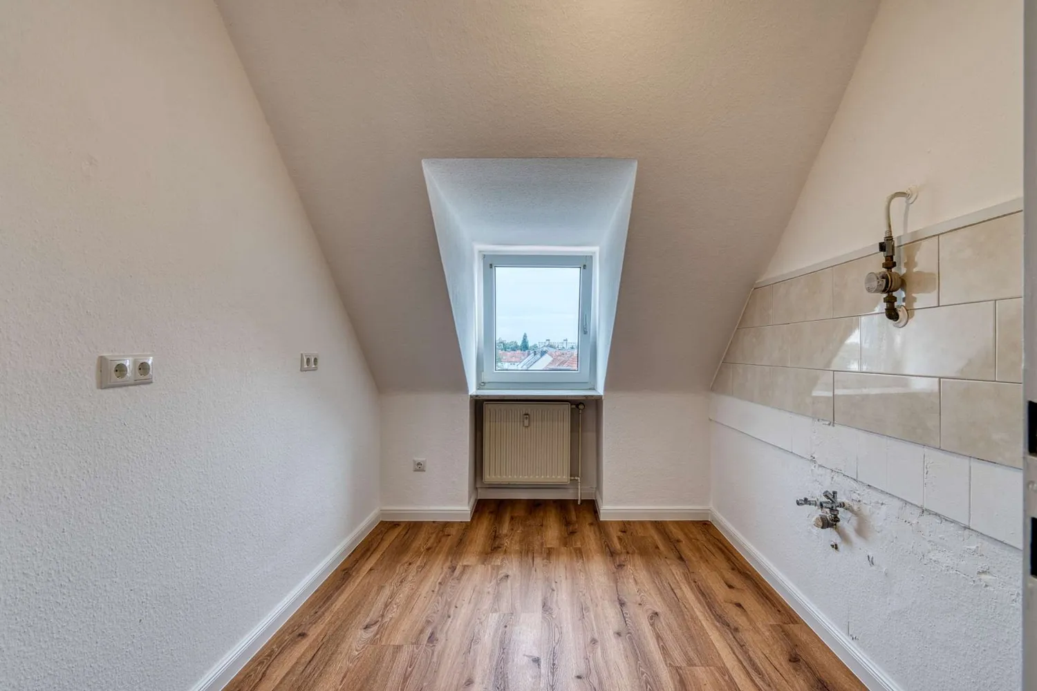 4 Zimmer Wohnung mit 80 m² in Bremerhaven – Bild 6