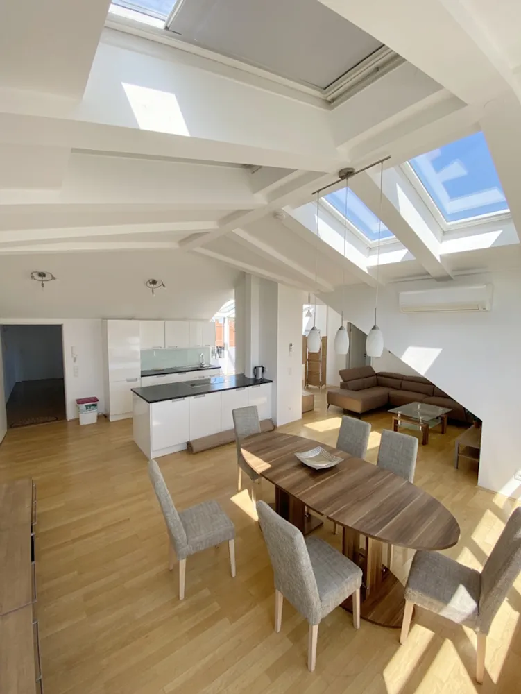 3 room apartment with 119 m² in Munich – Photo 3