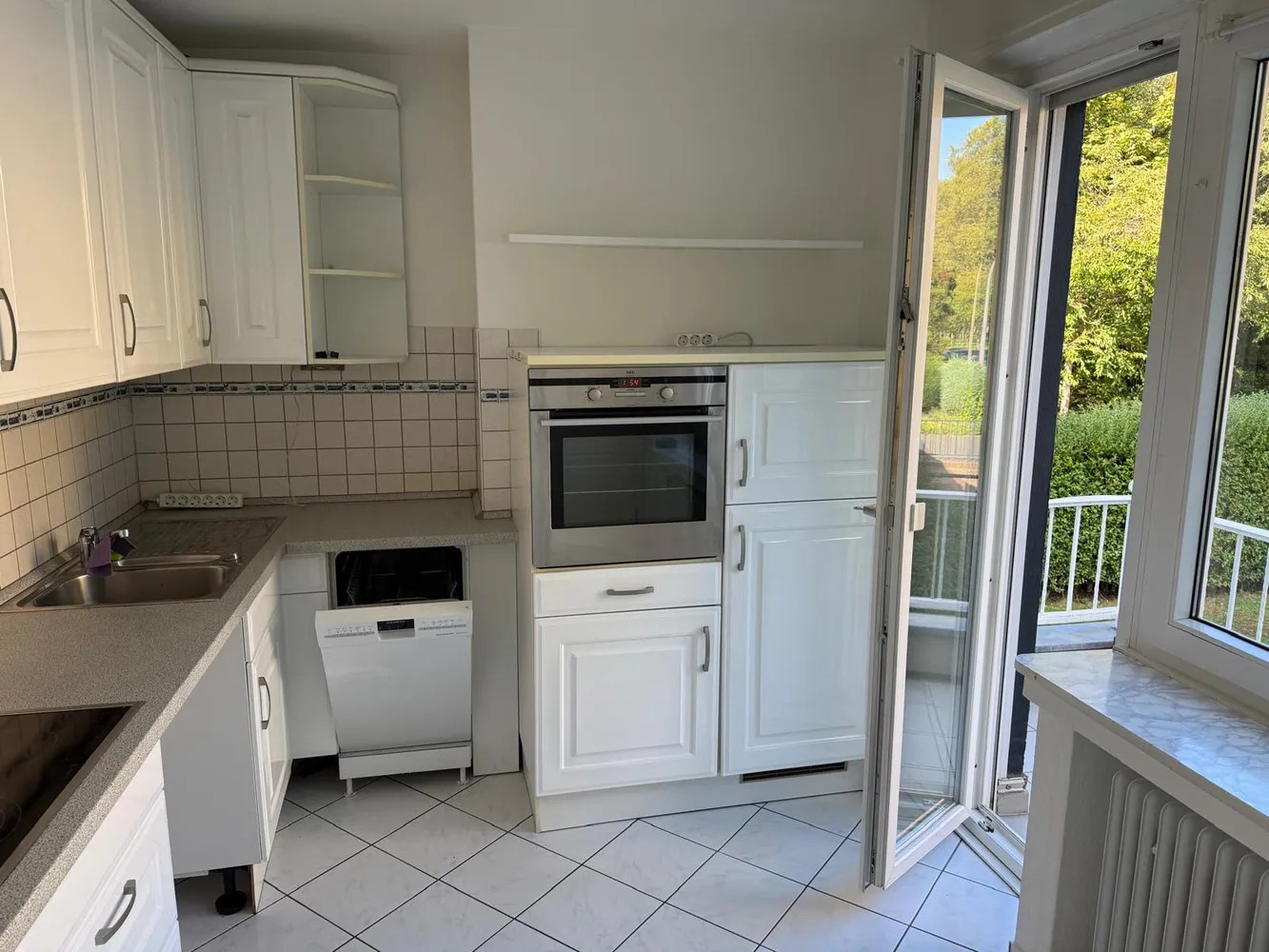 2 room apartment with 87 m² in Cologne – Photo 10