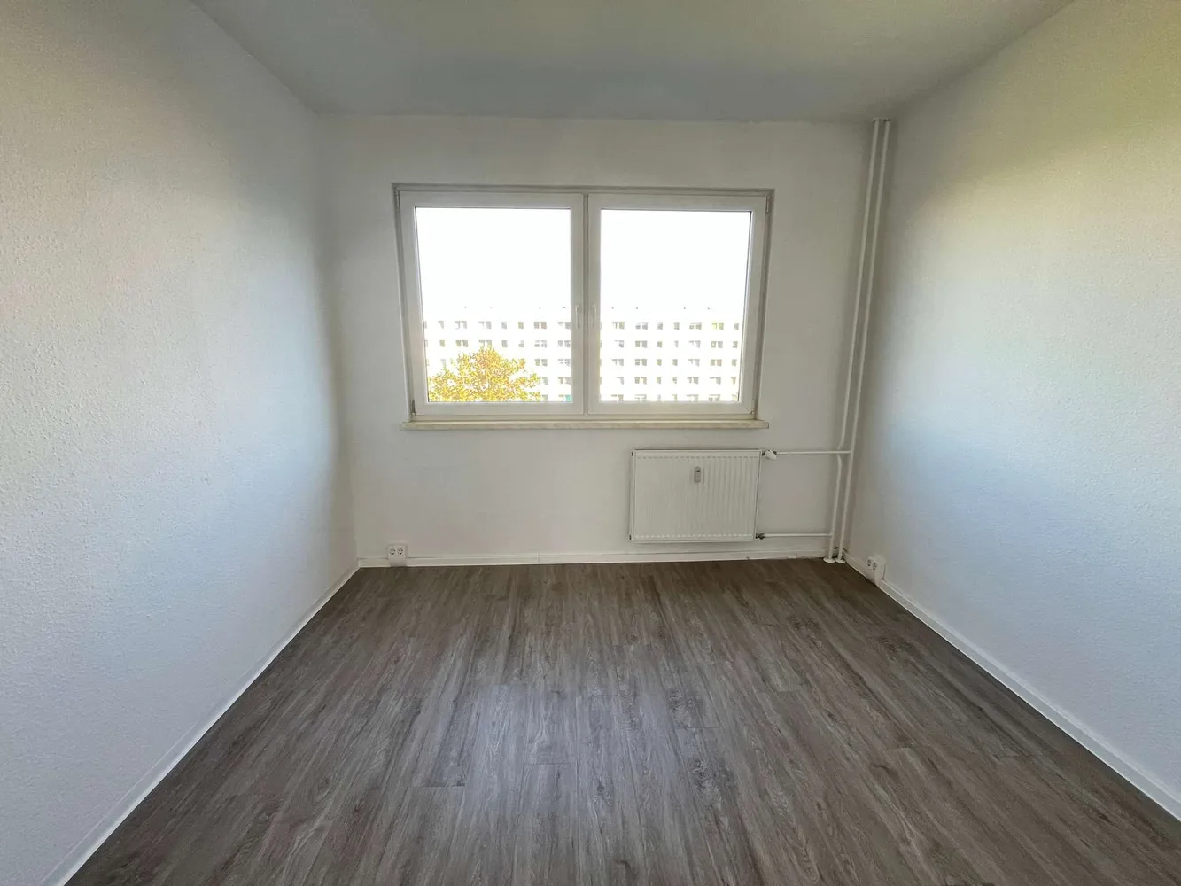 6 Zimmer Wohnung mit 114 m² in Halle (Saale) – Bild 4