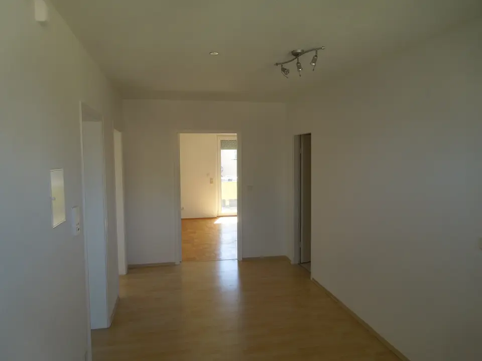 3 Zimmer Wohnung mit 99 m² in Erlangen – Bild 4