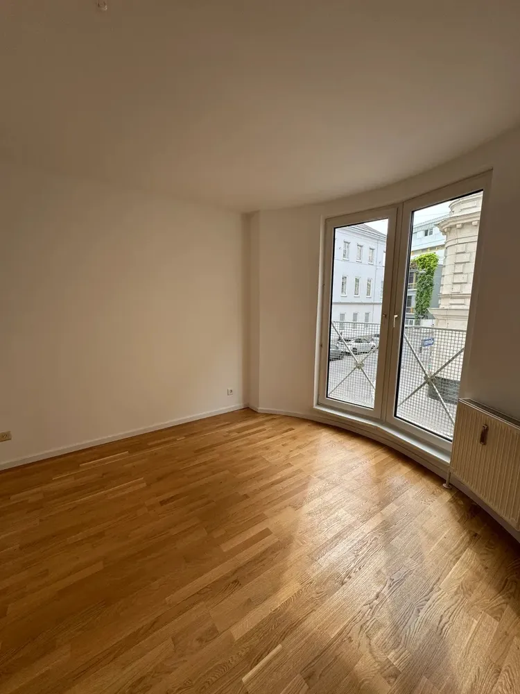 3 Zimmer Wohnung mit 73 m² in Hamburg – Bild 2