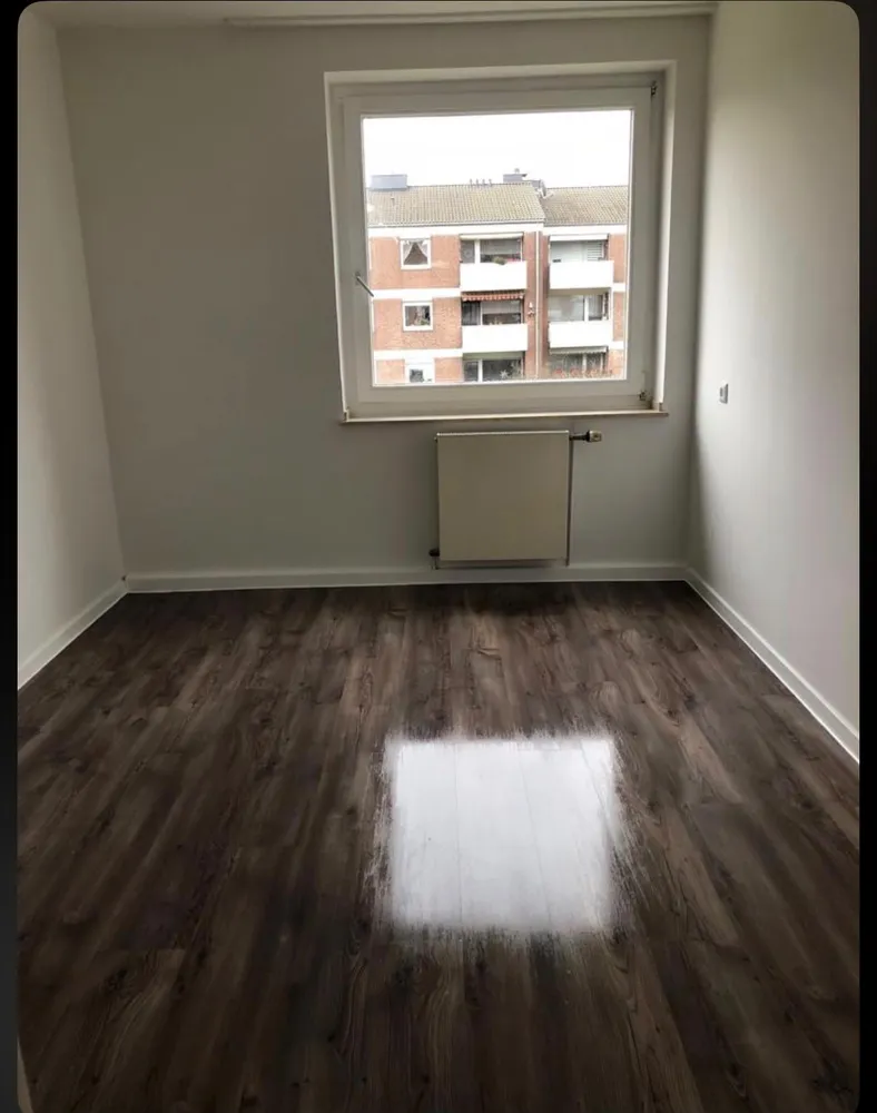3 Zimmer Wohnung mit 77 m² in Düsseldorf – Bild 3
