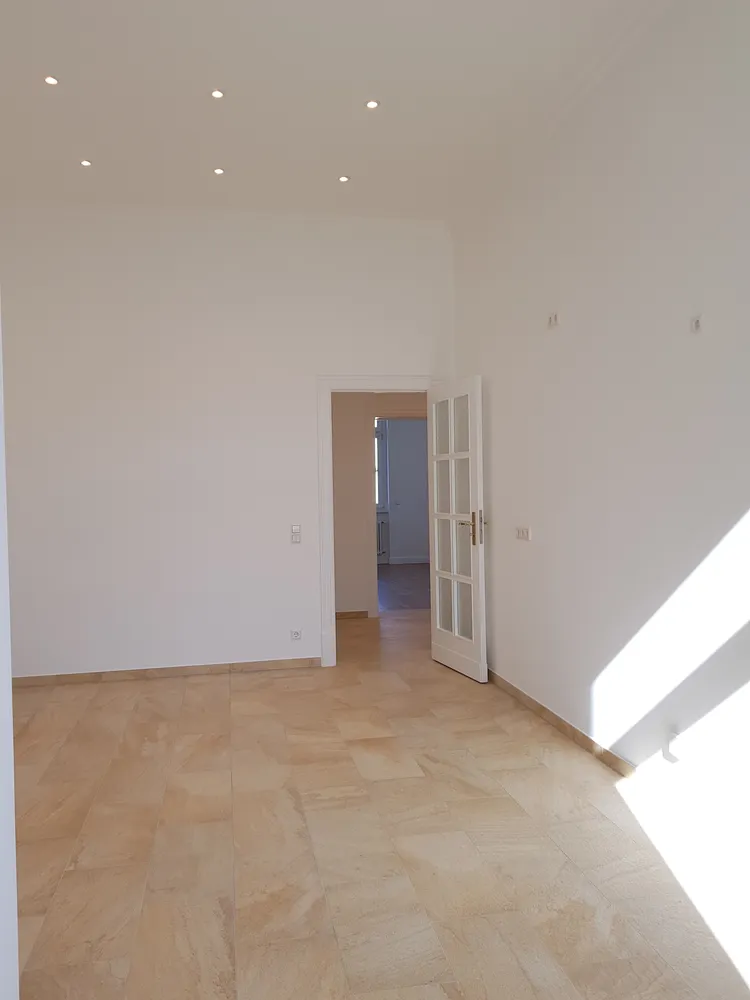 7 Zimmer Wohnung mit 215 m² in Berlin – Bild 6