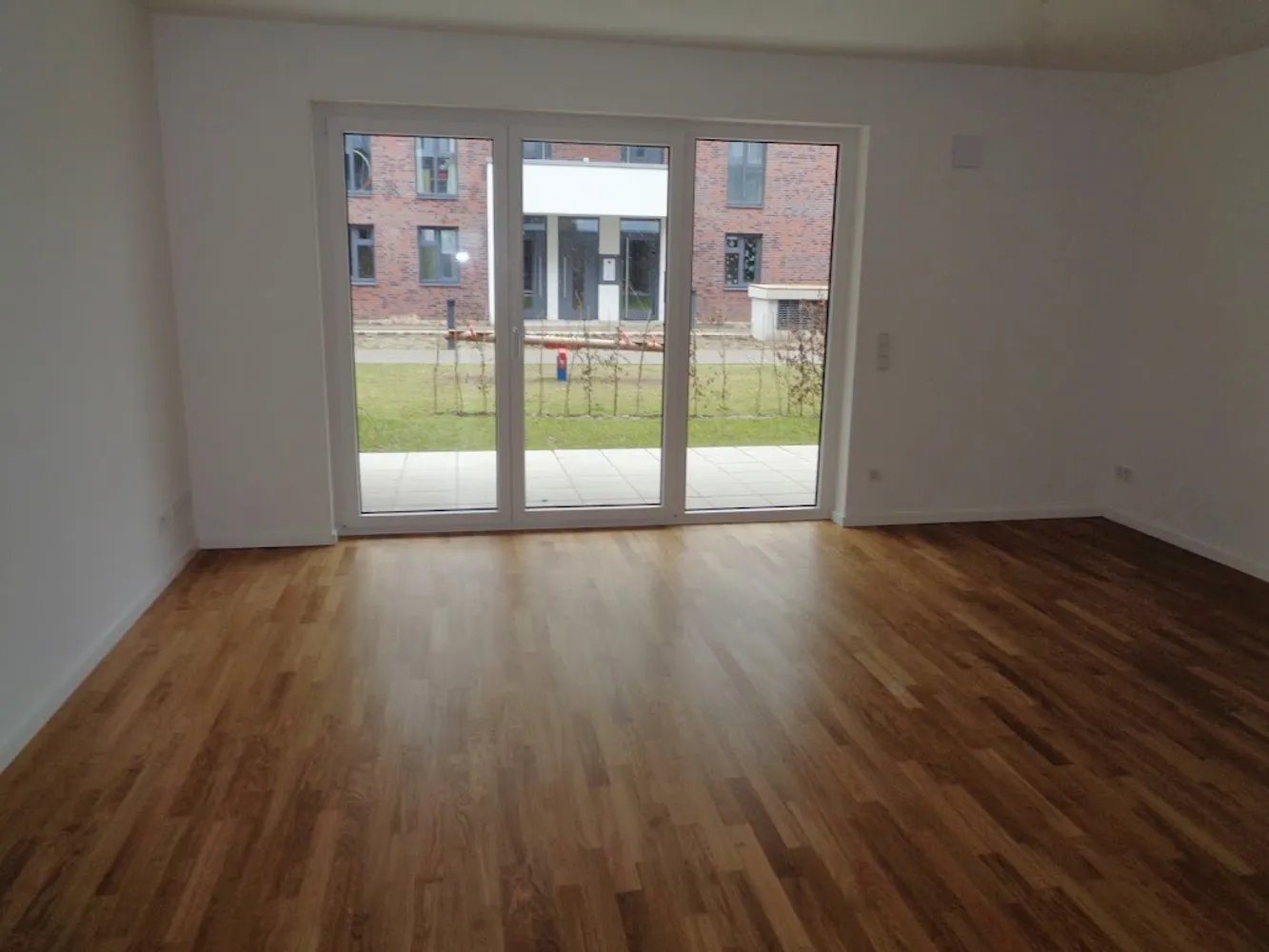 3 Zimmer Wohnung mit 80 m² in Hamburg – Bild 2
