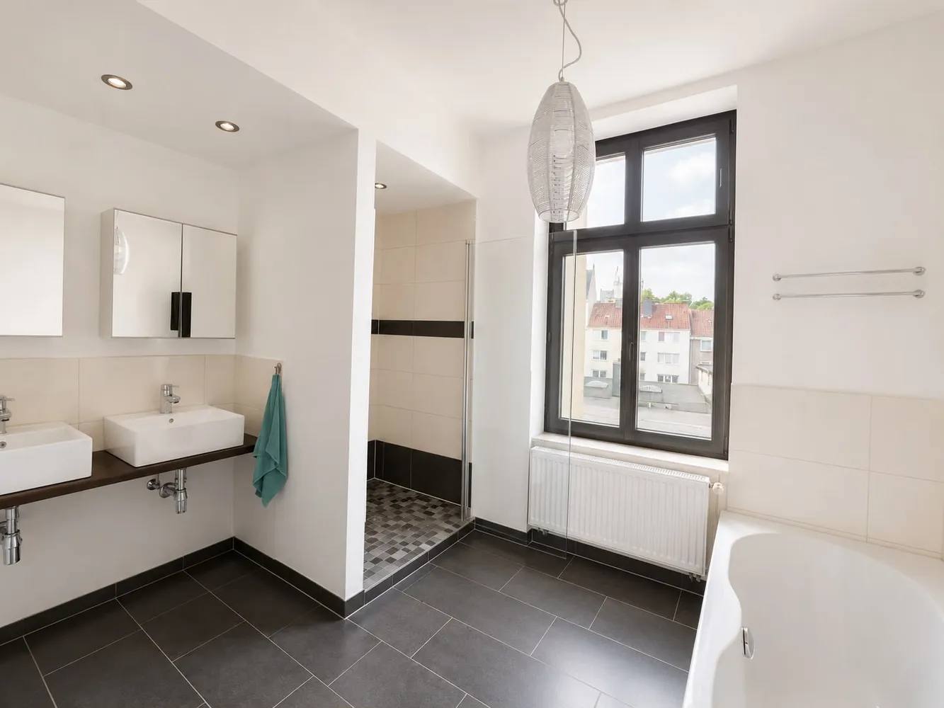 2 Zimmer Wohnung mit 70 m² in Wuppertal – Bild 3