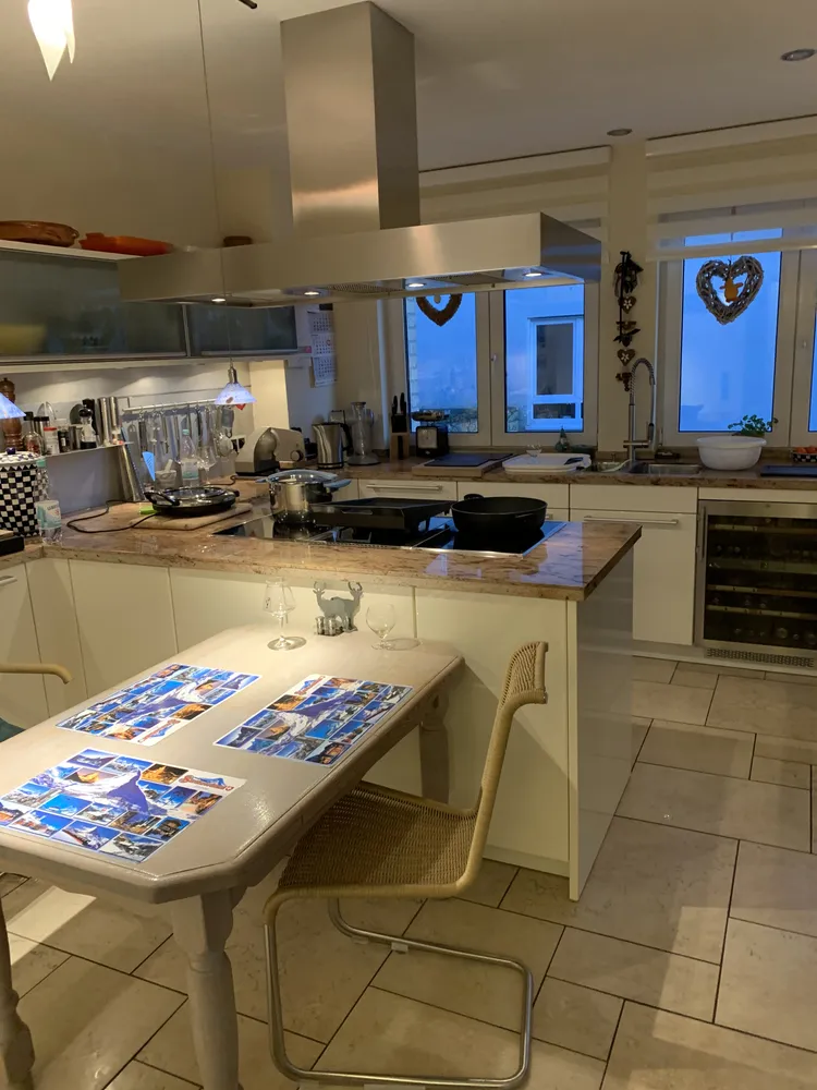 5 Zimmer Wohnung mit 214 m² in Essen – Bild 2