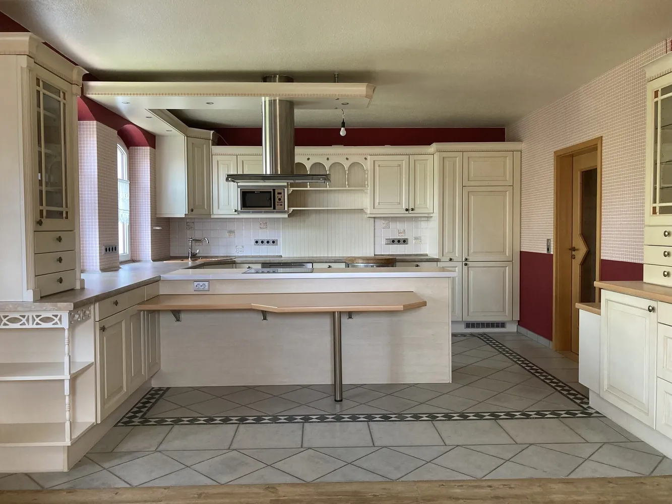 5 Zimmer Wohnung mit 210 m² in Sangerhausen – Bild 11