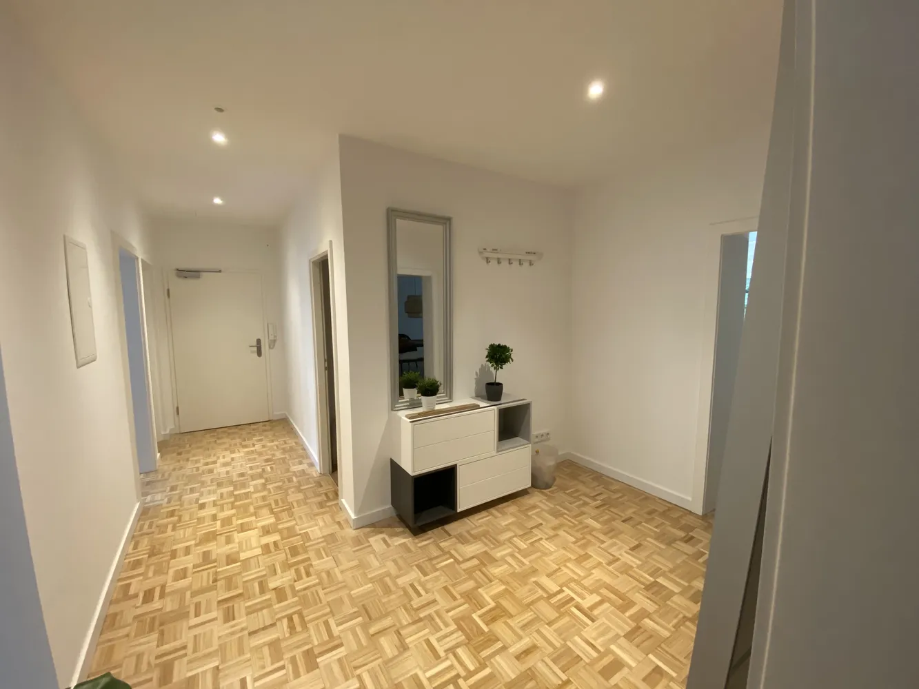 3 Zimmer Wohnung mit 131 m² in München – Bild 4