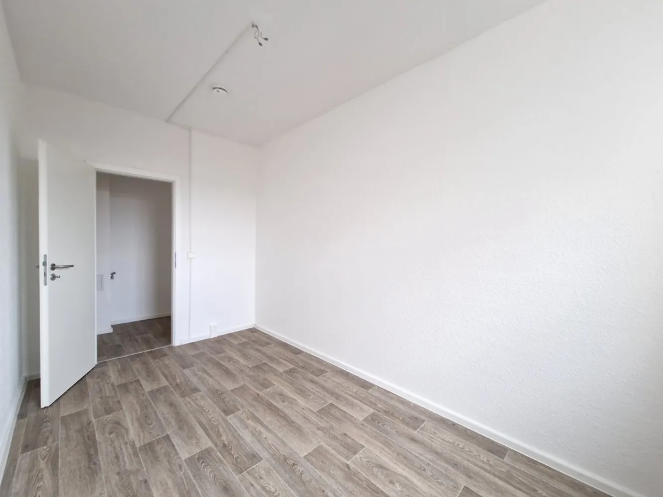 4 Zimmer Wohnung mit 77 m² in Dresden – Bild 4
