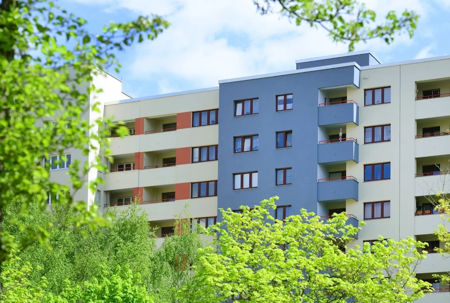 2 room apartment with 61 m² in Berlin – Photo 2
