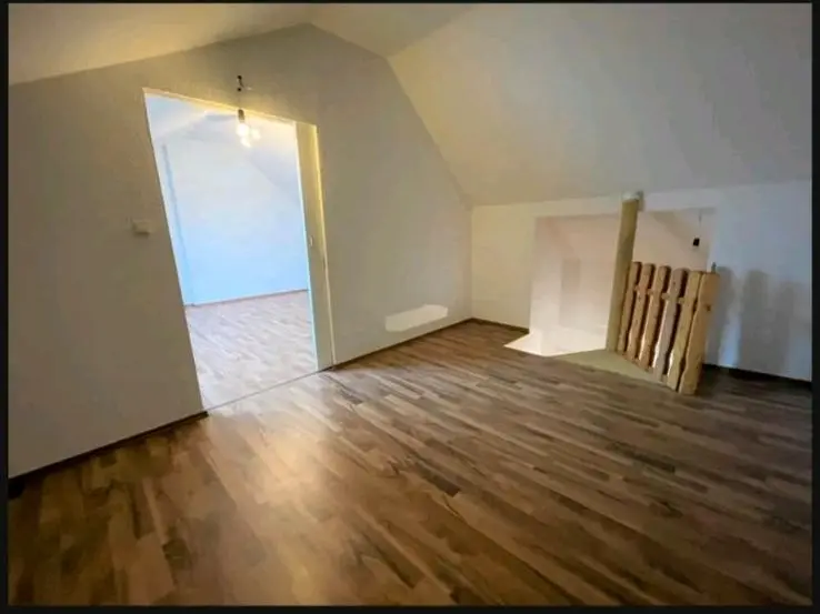 5 Zimmer Wohnung mit 109 m² in Wuppertal – Bild 3