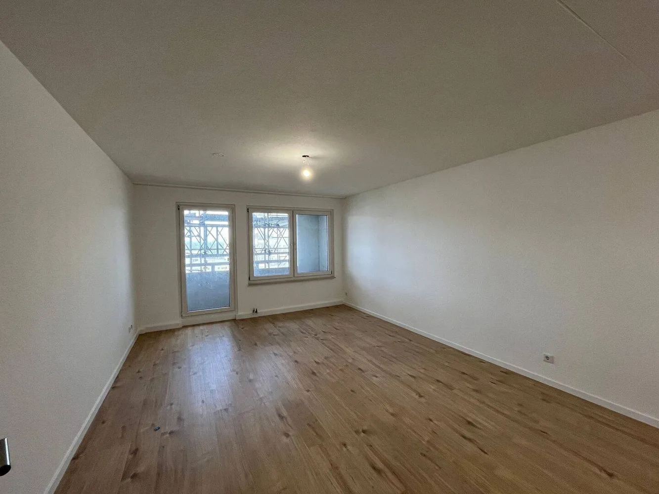 2 Zimmer Wohnung mit 66 m² in Köln – Bild 2