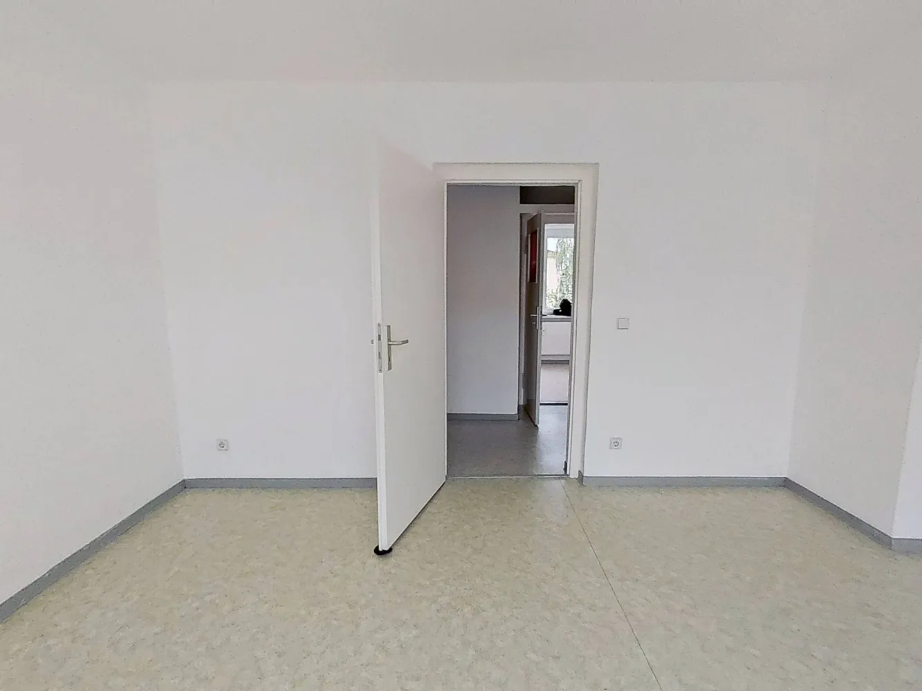 1 Zimmer Wohnung mit 37 m² in Schwedt/Oder – Bild 1