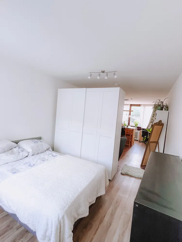 1 Zimmer Wohnung mit 38 m² in Köln – Bild 12