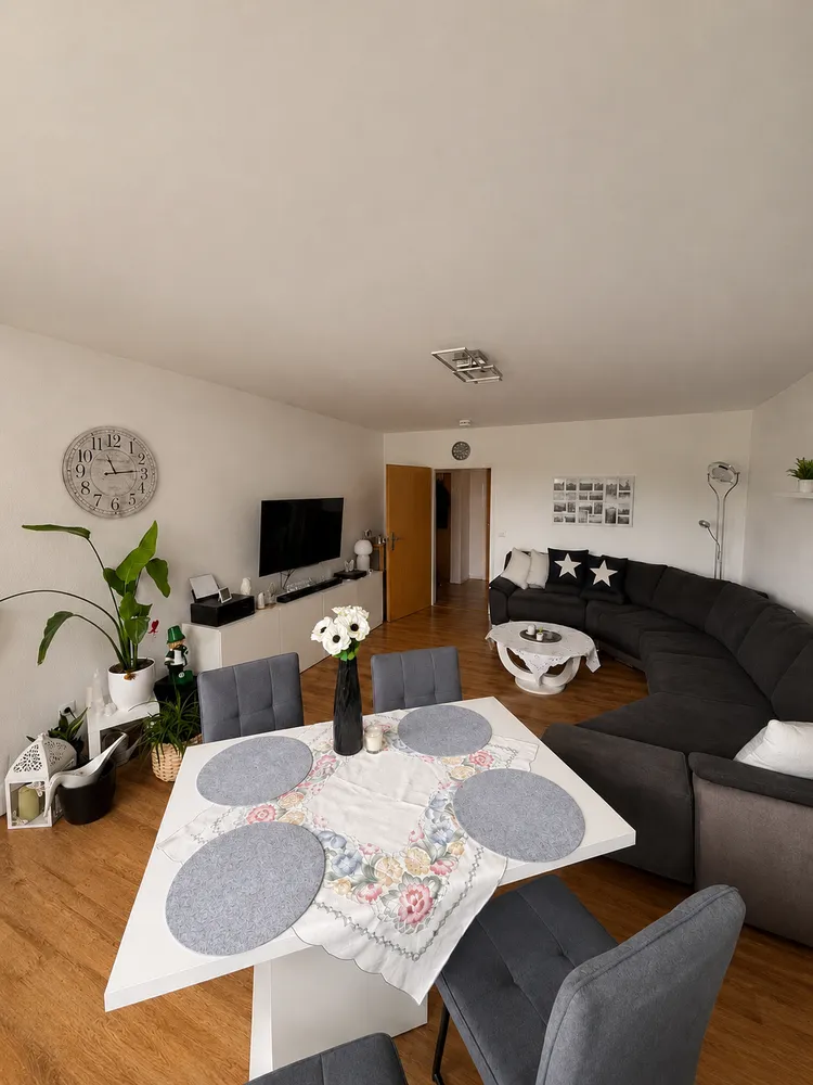 2 Zimmer Wohnung mit 71 m² in Mönchengladbach – Bild 2