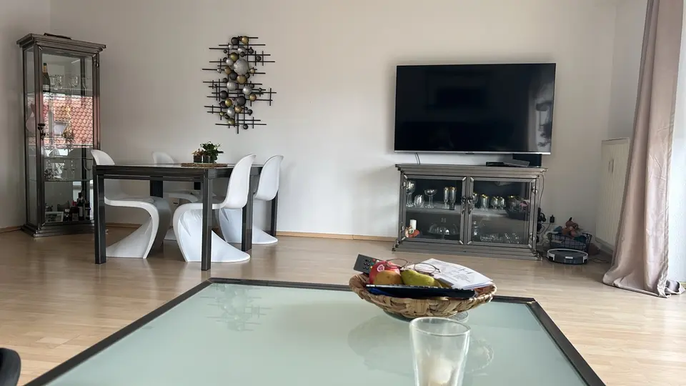 3 Zimmer Wohnung mit 87 m² in Hannover – Bild 1